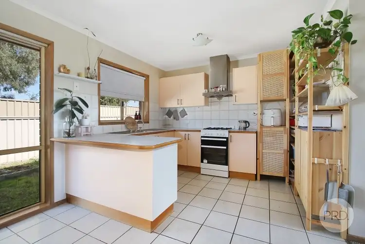 Fourth view of Homely house listing, 3/4 Paramount Court, West Wodonga VIC 3690