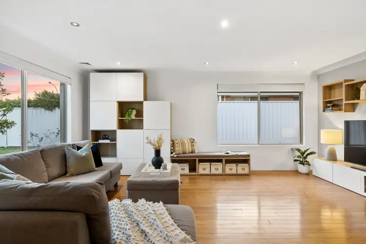 Second view of Homely house listing, 6 Meakins Court, Bayswater WA 6053