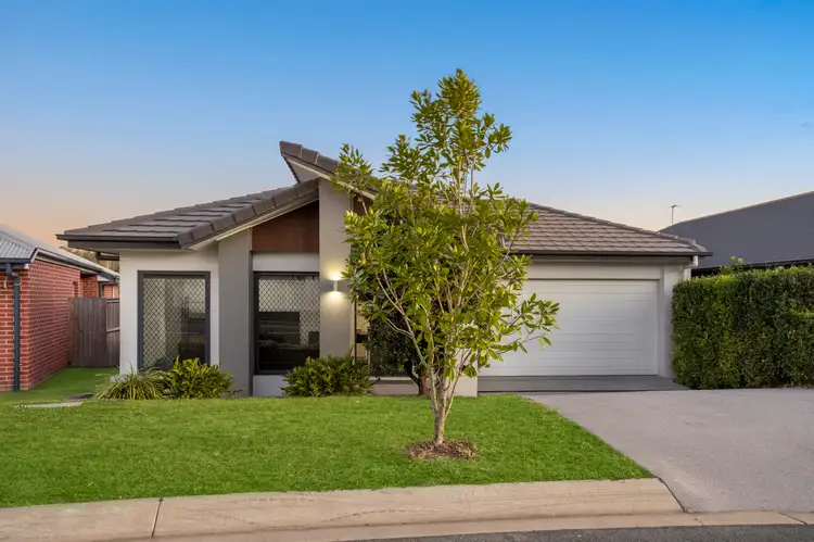 25 Scheyville Crescent, South Ripley QLD 4306