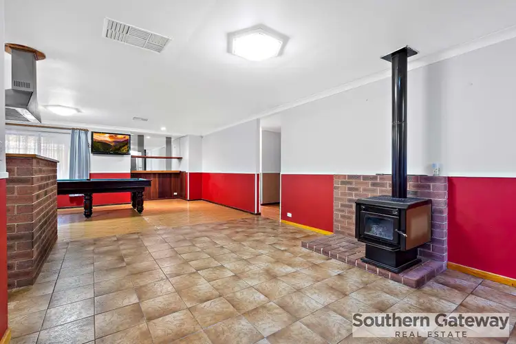 Seventh view of Homely house listing, 11 Bartlett Place, Parmelia WA 6167
