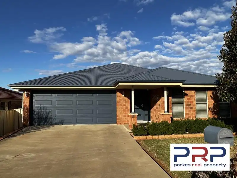 Main view of Homely house listing, 5 Cedar Crescent, Parkes NSW 2870