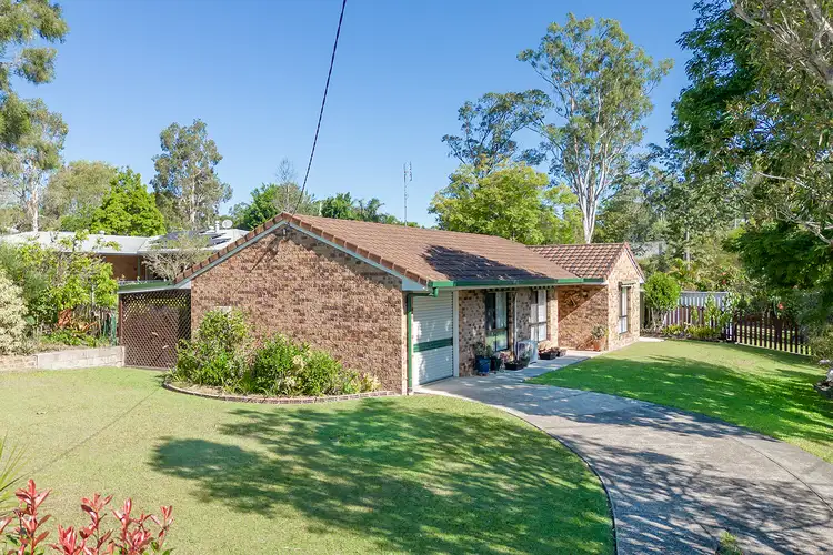 27 Overlander Avenue, Cooroy QLD 4563