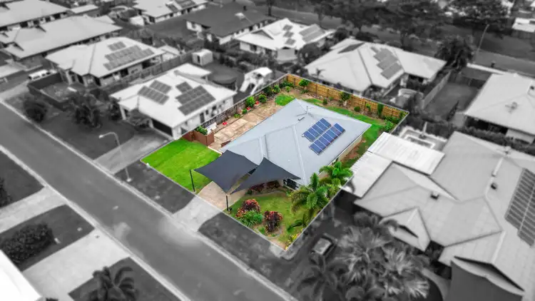 10 John Malcolm Street, Redlynch QLD 4870