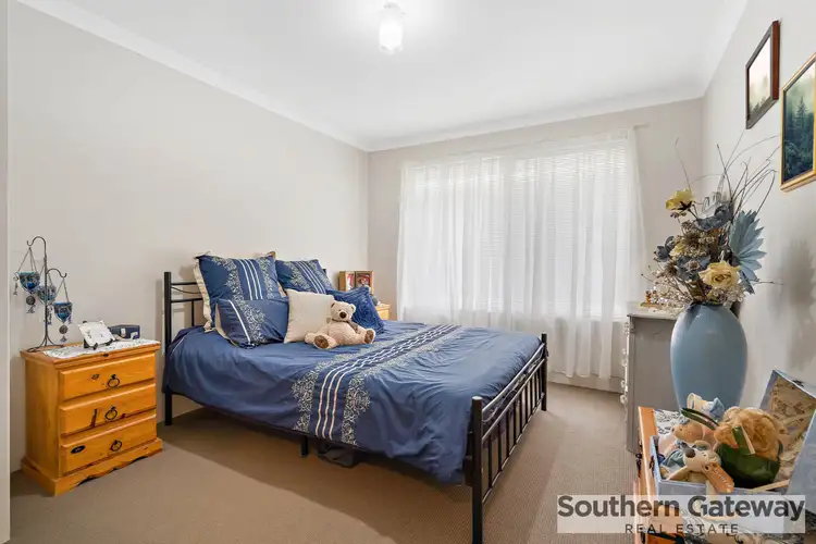 Fifth view of Homely house listing, 9 Freycinet Circuit, Aubin Grove WA 6164