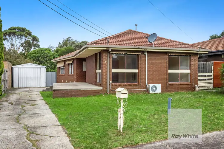 5 Pershore Court