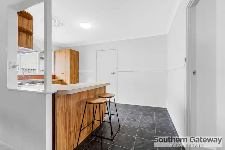 Third view of Homely house listing, 6 Dowling Place, Orelia WA 6167