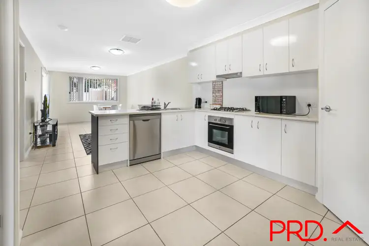 Third view of Homely house listing, 8a Rosehill Place, Tamworth NSW 2340