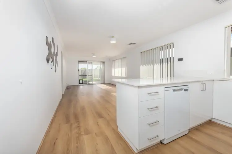 Fifth view of Homely house listing, 2 Jasper Bend, Wellard WA 6170