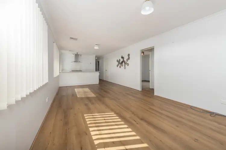 Sixth view of Homely house listing, 2 Jasper Bend, Wellard WA 6170