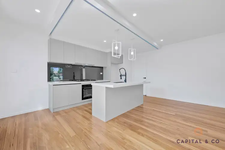 Fourth view of Homely townhouse listing, 2/6 Oak Court, Heidelberg West VIC 3081