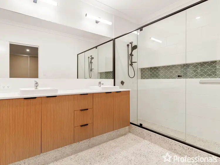 Seventh view of Homely house listing, 8 Chelsea Way, Baldivis WA 6171