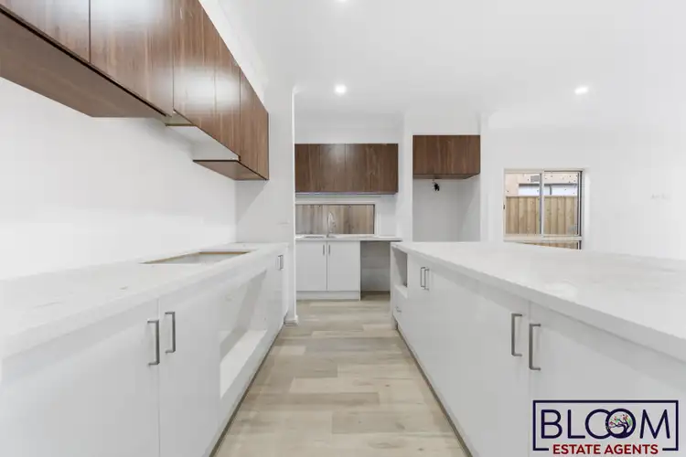Second view of Homely house listing, 20 Chalcot Circuit, Fraser Rise VIC 3336