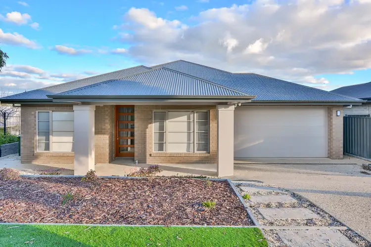 90 Highfield Drive, Craigburn Farm SA 5051