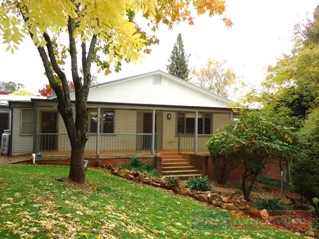 4 Heatleys Road, Batlow NSW 2730
