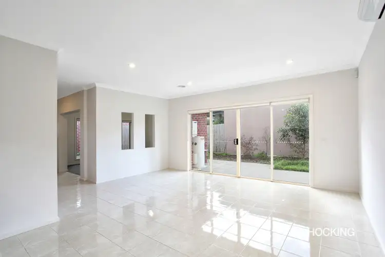 Fifth view of Homely house listing, 2/40 Jaguar Drive, Clayton VIC 3168