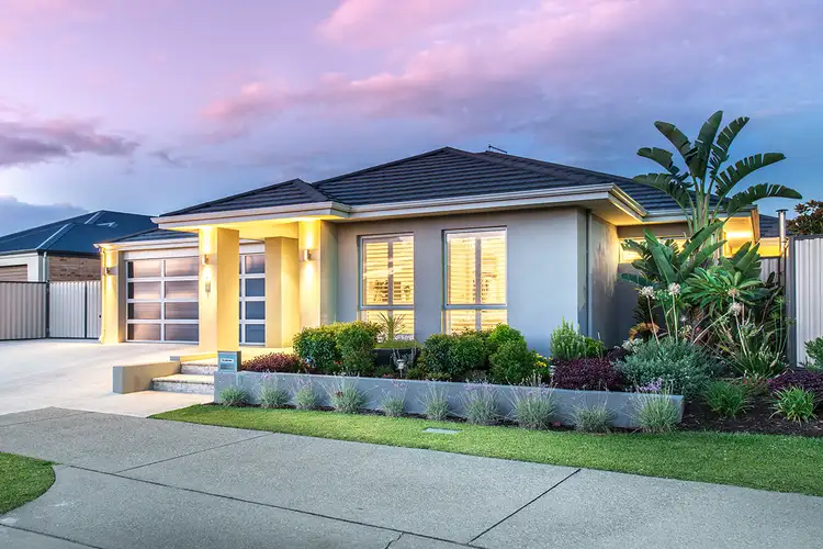 Second view of Homely house listing, 5 Adromeda Link, Aubin Grove WA 6164