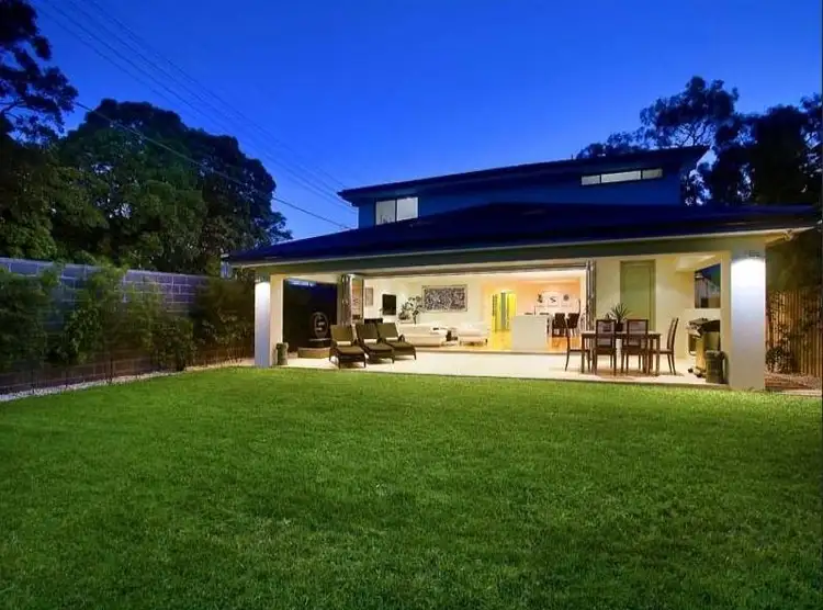 11 Sailors Bay Road, Willoughby NSW 2068