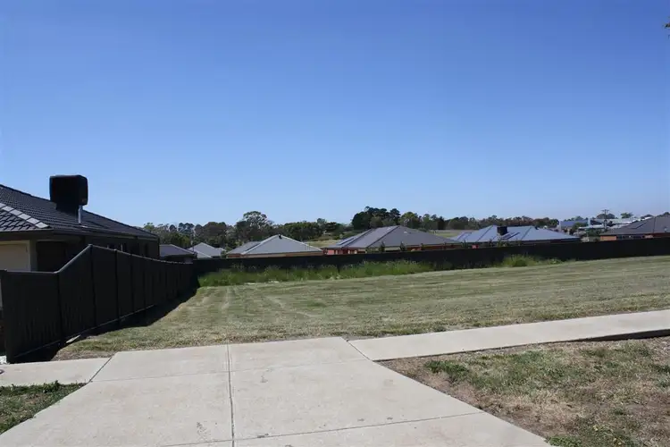 63 Caroline Chisholm Drive, Kyneton VIC 3444