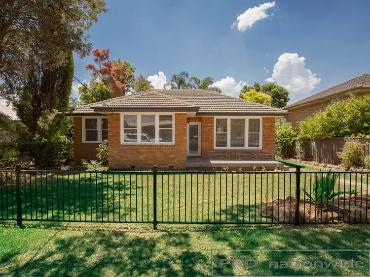 32 Collinson Street, Tenambit NSW 2323