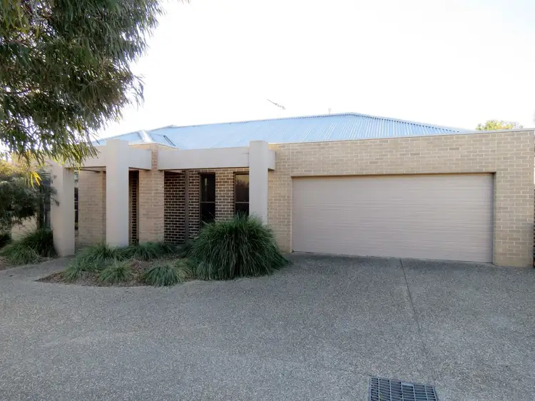 1/378 Cambourne Street, Lavington NSW 2641
