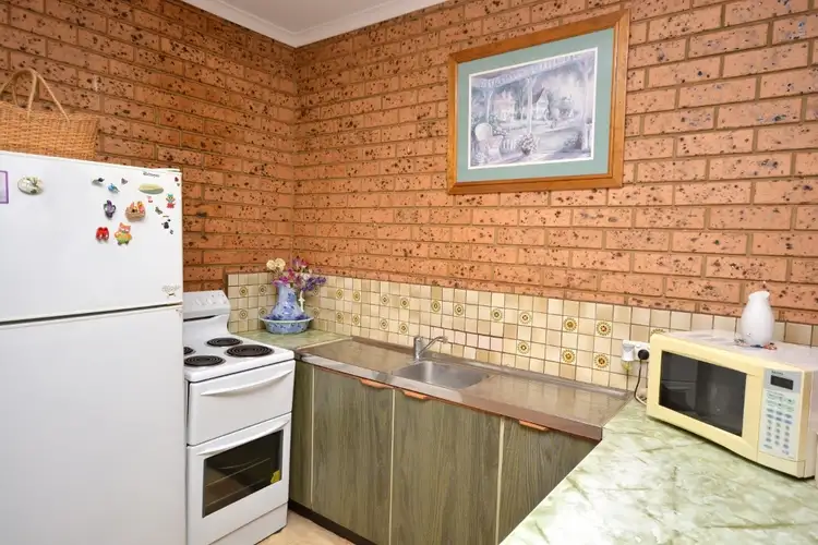 Sixth view of Homely unit listing, 2/70 Binya Street, Griffith NSW 2680
