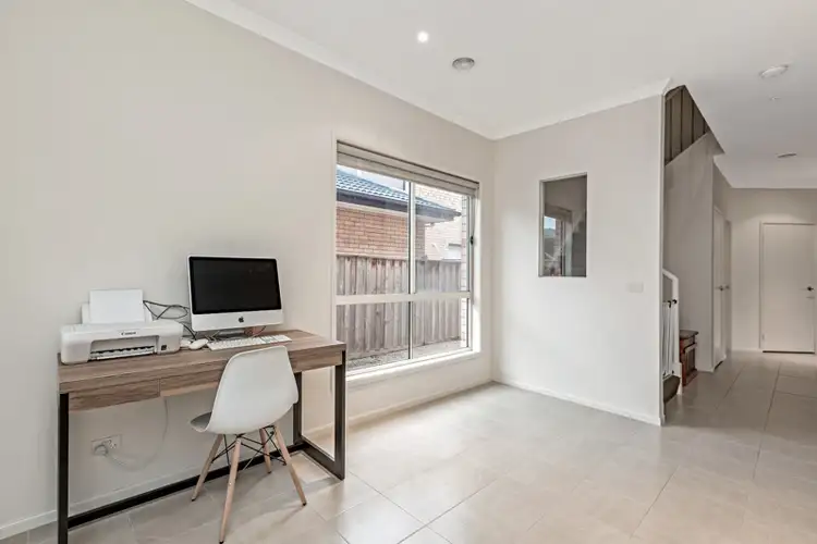 Fifth view of Homely house listing, 33 Half Moon Tce, Sanctuary Lakes VIC 3030