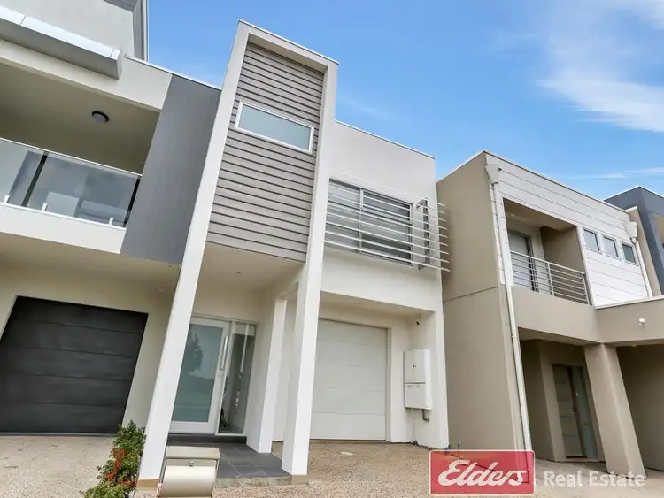 34 Broadwater Crescent, Mawson Lakes SA 5095