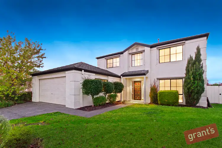 15 Rich Walk, Narre Warren South VIC 3805