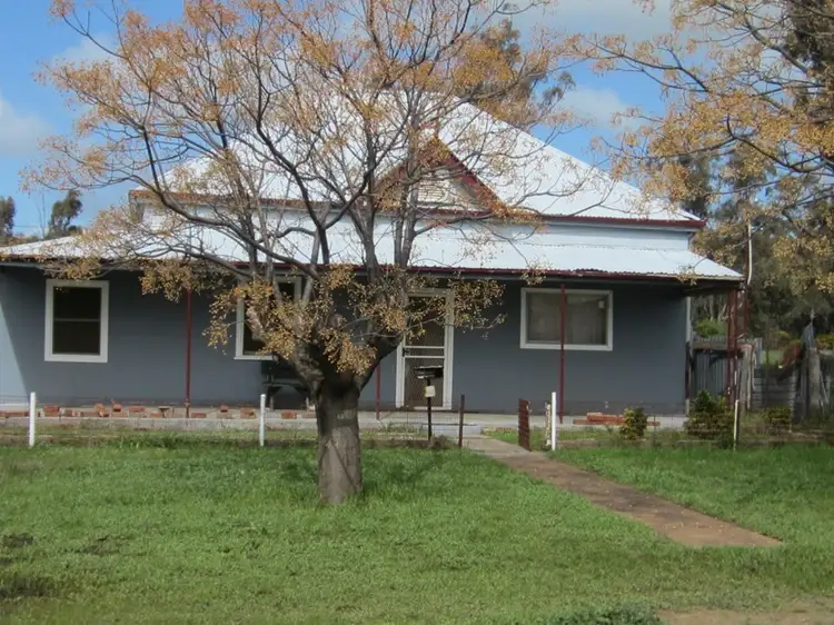 49 Loch Street, Ganmain NSW 2702