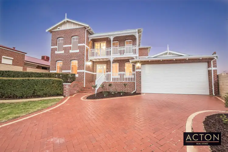 16 Fawley Retreat, Mindarie WA 6030