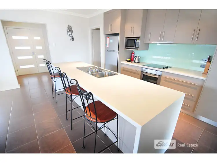 Second view of Homely villa listing, 5 38/40 Lord Syleham, Robe SA 5276
