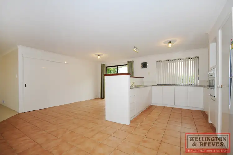 Seventh view of Homely house listing, 12 Susan Court, Yakamia WA 6330