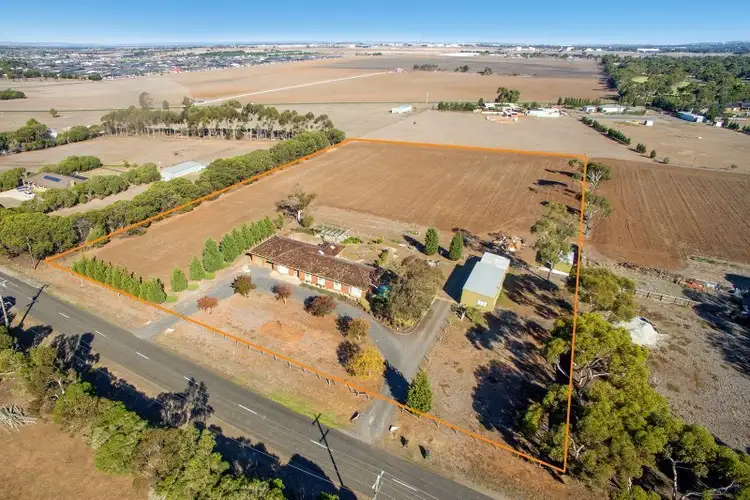210 Patullos Road, Lara VIC 3212