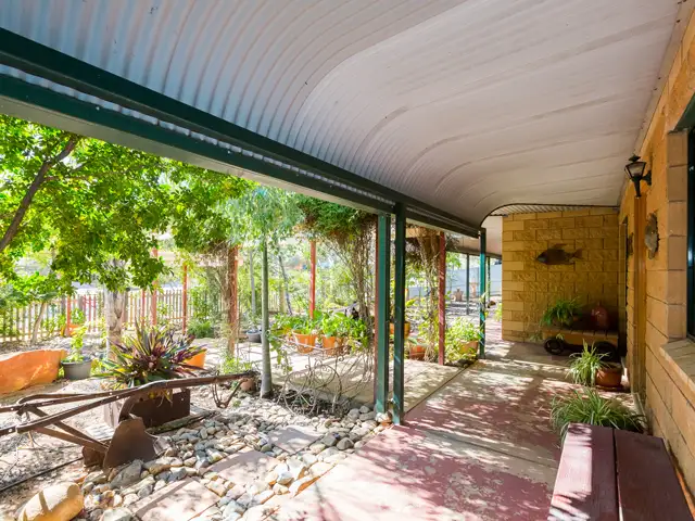 79 Lyndavale Drive, Larapinta NT 875