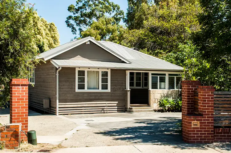 35 Great Northern Highway, Middle Swan WA 6056
