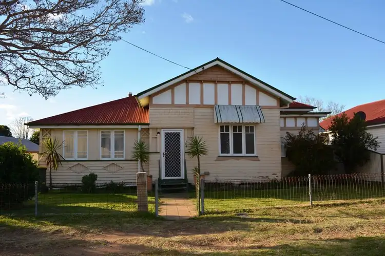 104 Percy Street, Warwick QLD 4370