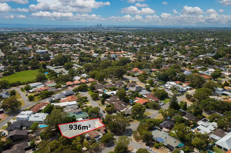 Second view of Homely house listing, 4 Davy Street, Wembley Downs WA 6019
