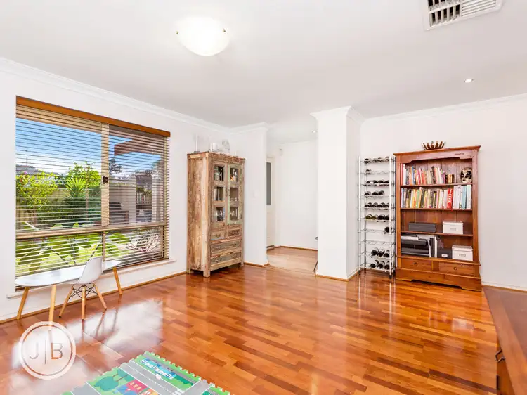 Sixth view of Homely other listing, 2/4 Henning Crescent, Manning WA 6152