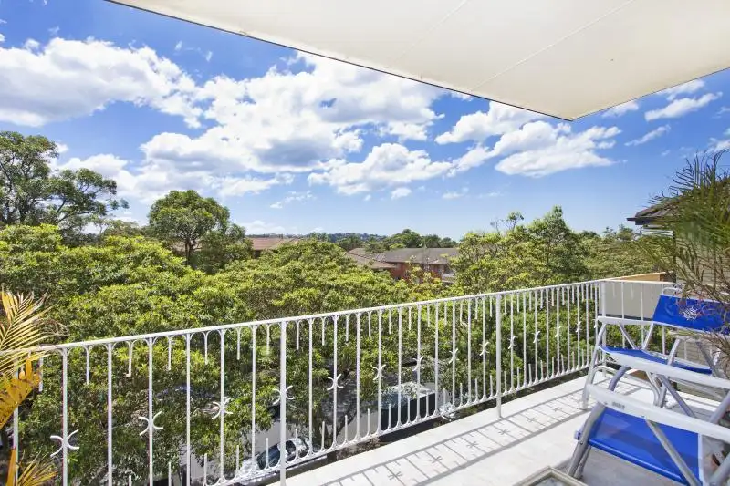Main view of Homely unit listing, 15/35 Dee Why Parade, Dee Why NSW 2099
