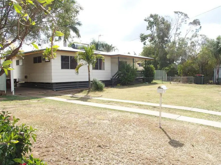 1 Adams Cres, Blackwater QLD 4717