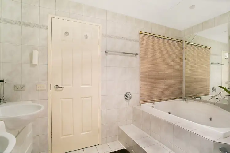 Seventh view of Homely apartment listing, 2/177 'Carmel By The Sea' Old Burleigh Road, Broadbeach QLD 4218