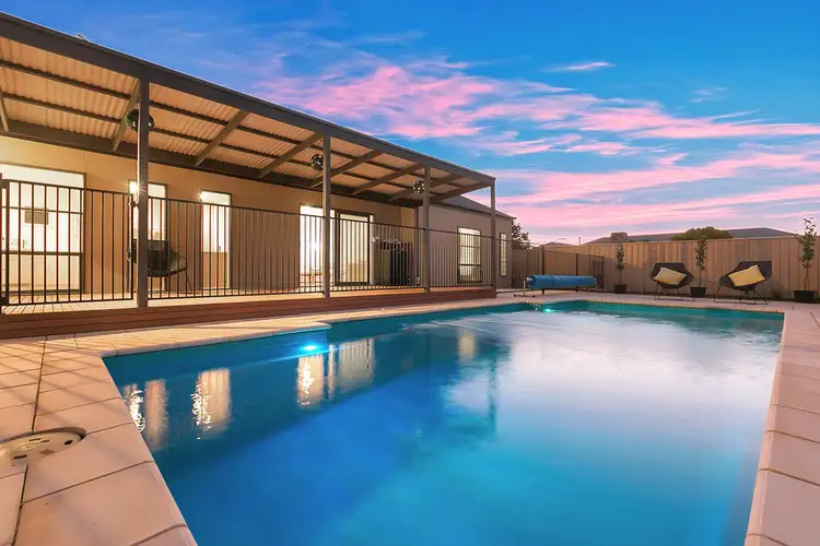 12 Elberry Close, Moana SA 5169