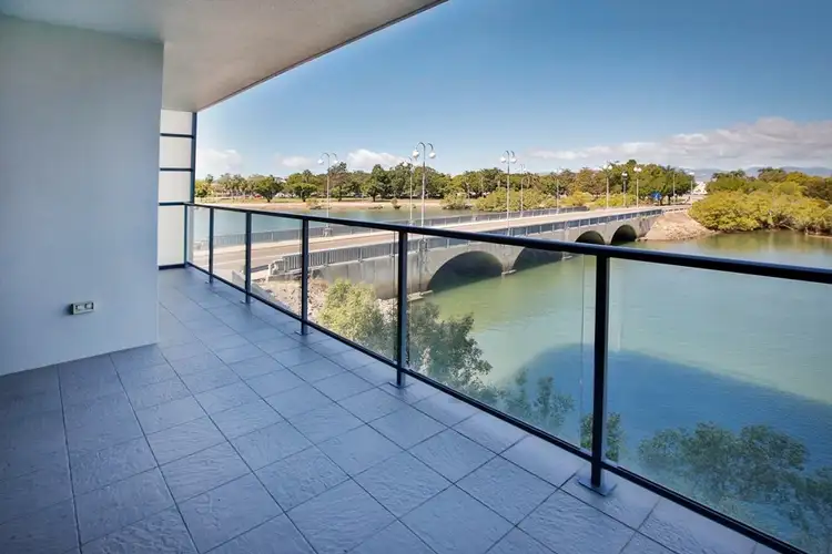 8/8-32 Stanley Street, Townsville City QLD 4810