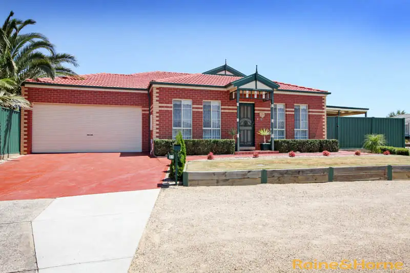 Main view of Homely house listing, 21 Ozzimo Drive, Hillside VIC 3037