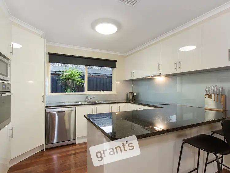 Fifth view of Homely house listing, 5 Joelle Court, Aspendale Gardens VIC 3195