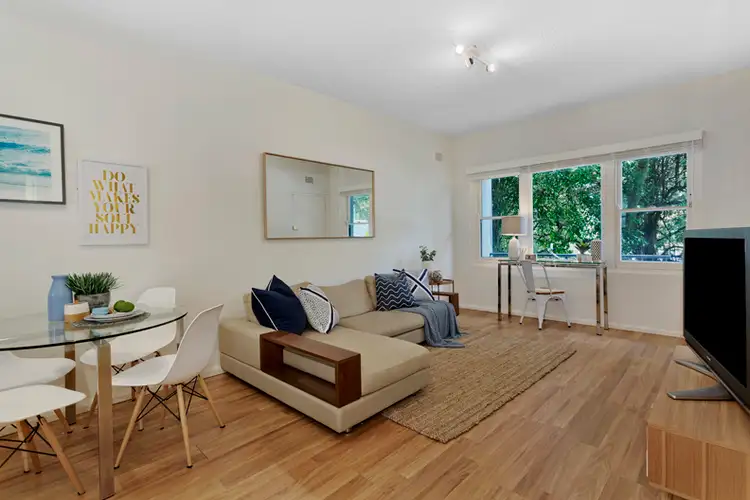 2/35 Park Street, Narrabeen NSW 2101