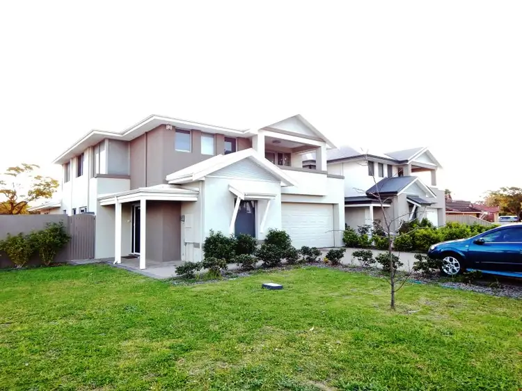 11A Elderfield Road, Manning WA 6152
