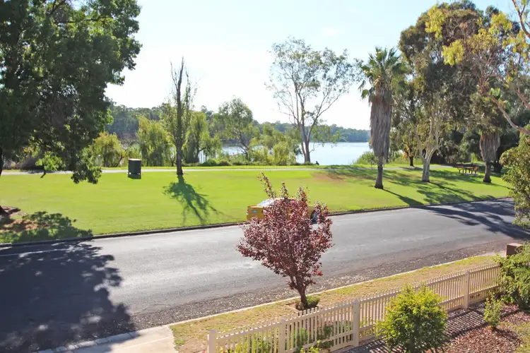 65 Murray Avenue, Renmark SA 5341