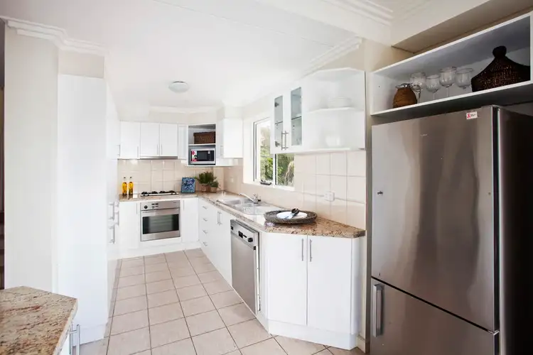Fourth view of Homely apartment listing, 4/17 Roscoe Street, Bondi Beach NSW 2026