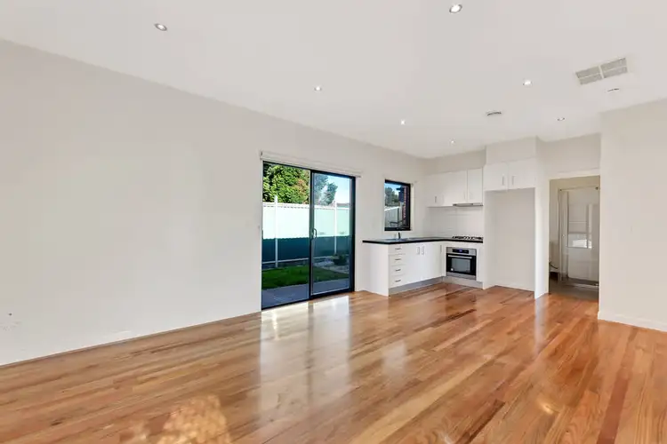 Fifth view of Homely unit listing, 2 /13 Tramoo street, Lalor VIC 3075